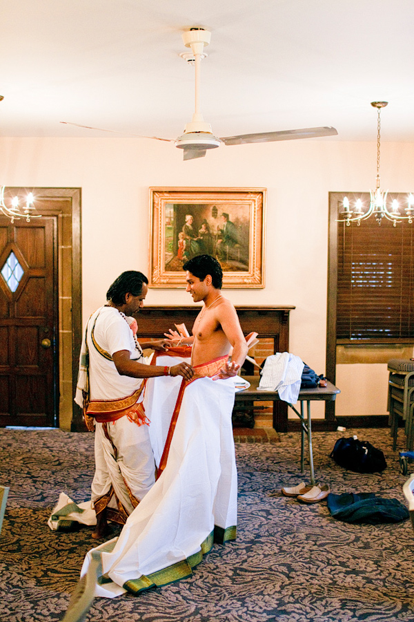groom getting ready - photo by Chicago based wedding photographers Harrison Studio